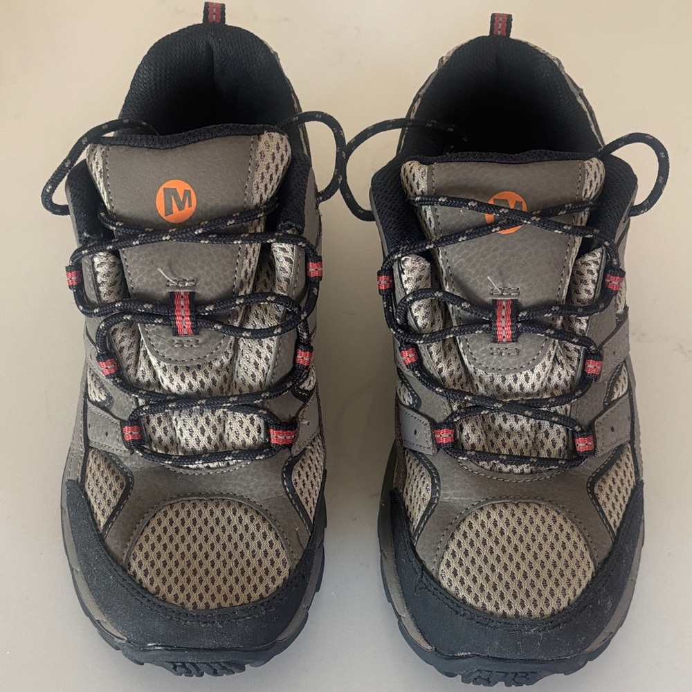 Merrell Kids Hiking Shoes Bark Brown Orange Accent - Big Kid 5.5 LIKE NEW!